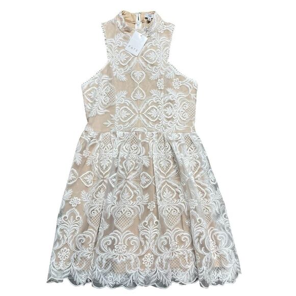 NWT FATE Lace Embroidered Dress White Size Small - Picture 2 of 12